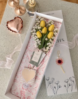 Caja de tulipanes